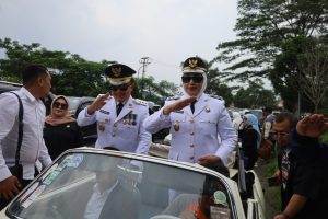 Euforia Masyarakat Sambut Kehadiran Bupati Dan Wakil Bupati Kuningan Baru