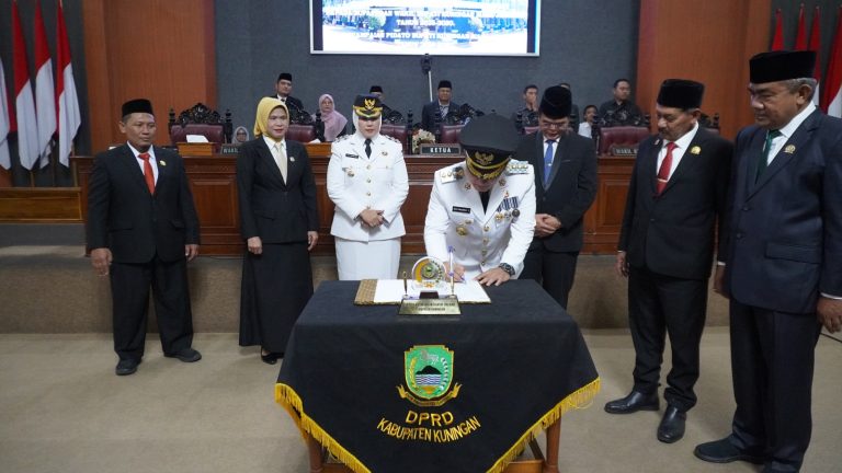 Langkah Strategi Bupati Dian Rachmat Yanuar Hadapi Permasalahan Di Kabupaten Kuningan