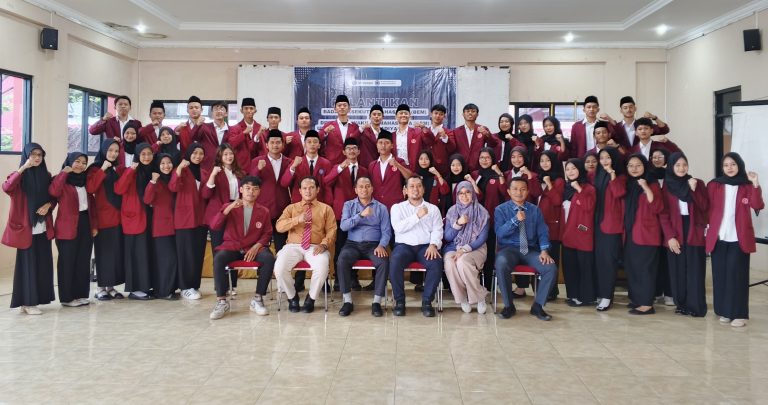 Pelantikan DPM Dan BEM UMKU, Momentum Penting Dalam Kepemimpinan Organisa Mahasiswa Di Lingkungan Kampus