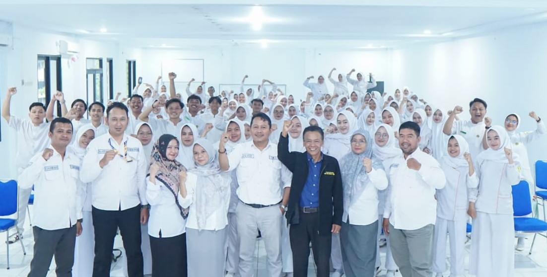 Haru Biru Di Momen Yudisium Mahasiswa Program Studi D3 Keperawatan Fakultas Kesehatan Universitas Sindang Kasih Majalengka