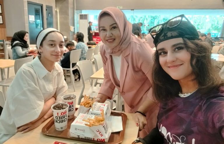 Para Pesepeda Asal Mancanegara Sudah Mulai Tiba Di Kuningan, Siap Semarakan Pelaksanaan Tour de Linggarjati 2025