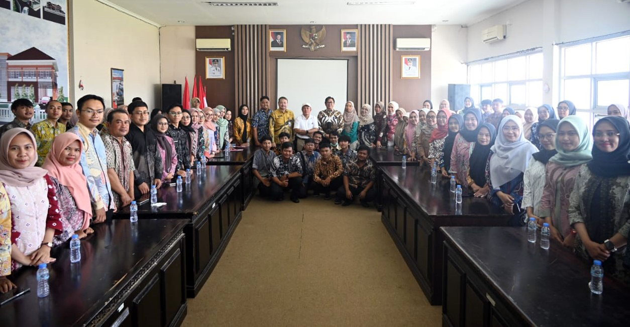 Sebanyak 88 Tenaga Kesehatan Dan Fungsional Terima SK Pegawai BLUD Puskesmas Kabupaten Kuningan