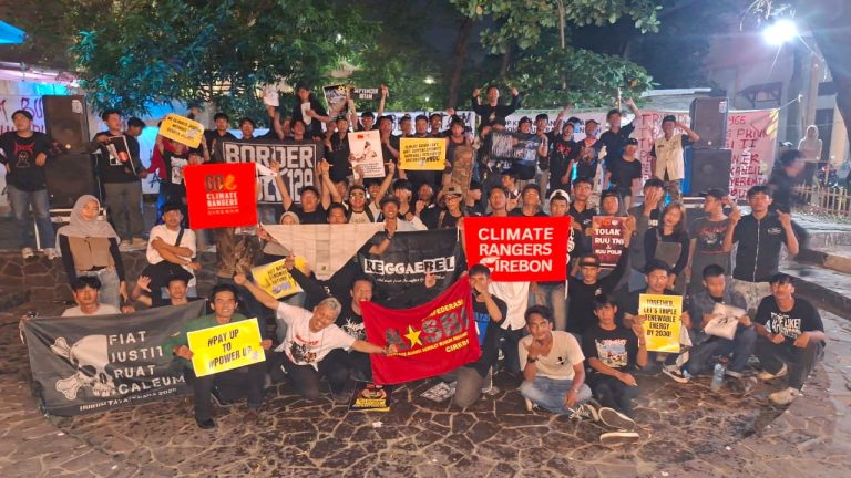 Usung Tema September Hitam