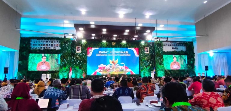 Selaraskan Tujuan Pembangunan Terarah Efisien Dan Berdampak Pada Masyarakat Seluruh Sekda Se Indonesia Dikumpulkan Di Jatinangor