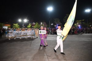 Teriakan Yelyel Tandang Makalangan, Kontingen Kuningan Tampil Memukau Di Defile PORSENITAS XII Indramayu1