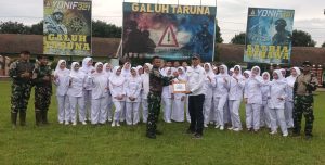 Mahasiswa Kesehatan Universitas Sindang Kasih Majalengka Tempuh Pelatihan Bela Negara di Yonif 321 Galuh Taruna