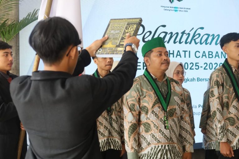 Pengurus HMI dan KOHATI Cabang Kuningan Periode 2025–2026 Resmi Dilantik Bupati DRY