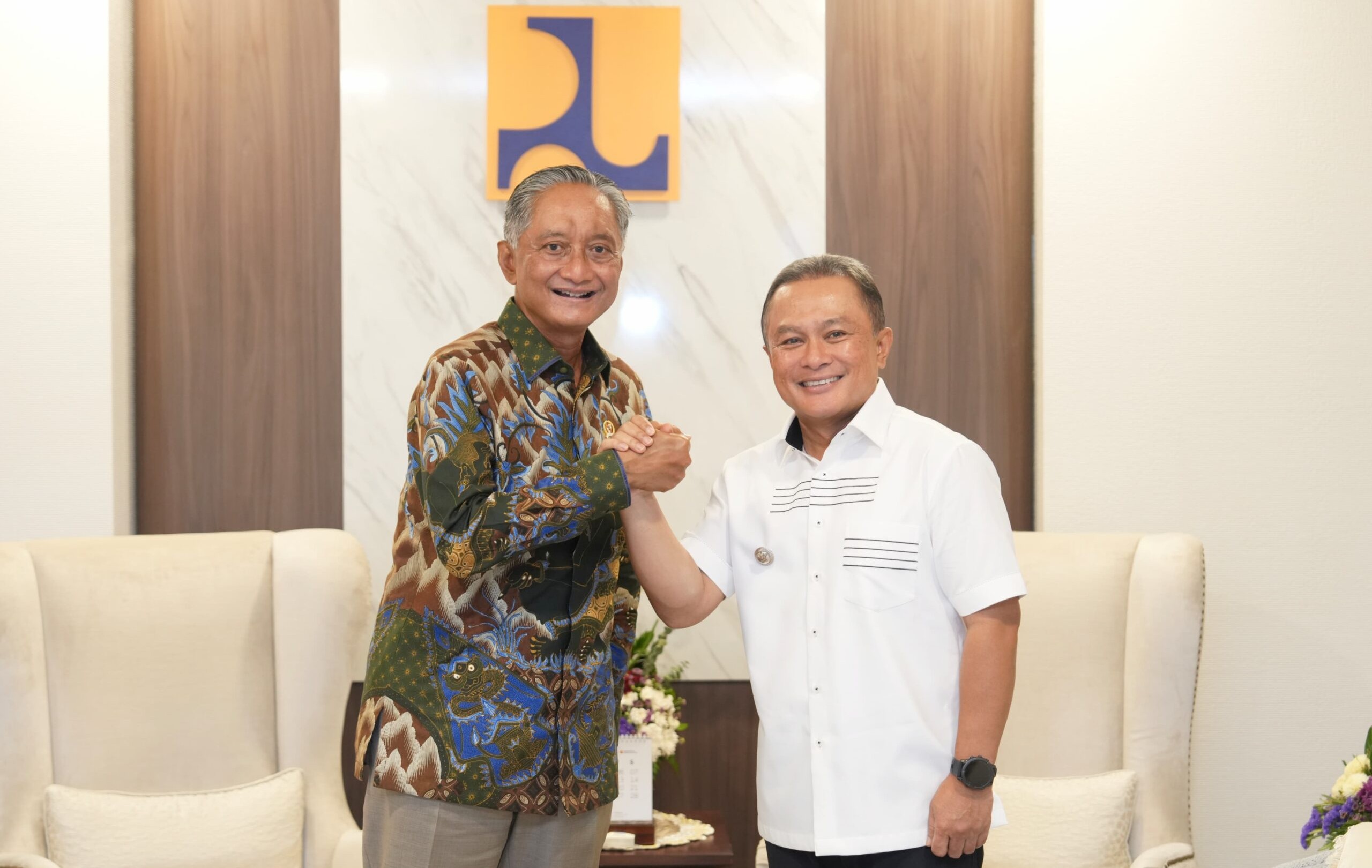 Dimana Bupati Kuningan Saat PMII Gelar Aksi Damai Depan Pendopo