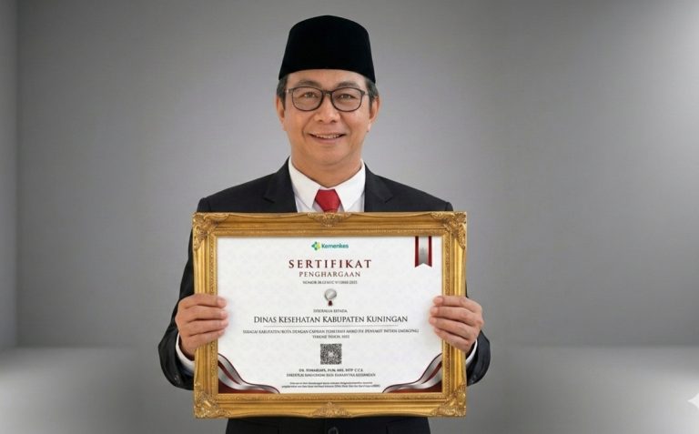 Sukses Garap Pemetaan Risiko Penyakit Infeksi Emerging Dinkes Kuningan Diganjar Dua Penghargaan Dari Kemenkes RI
