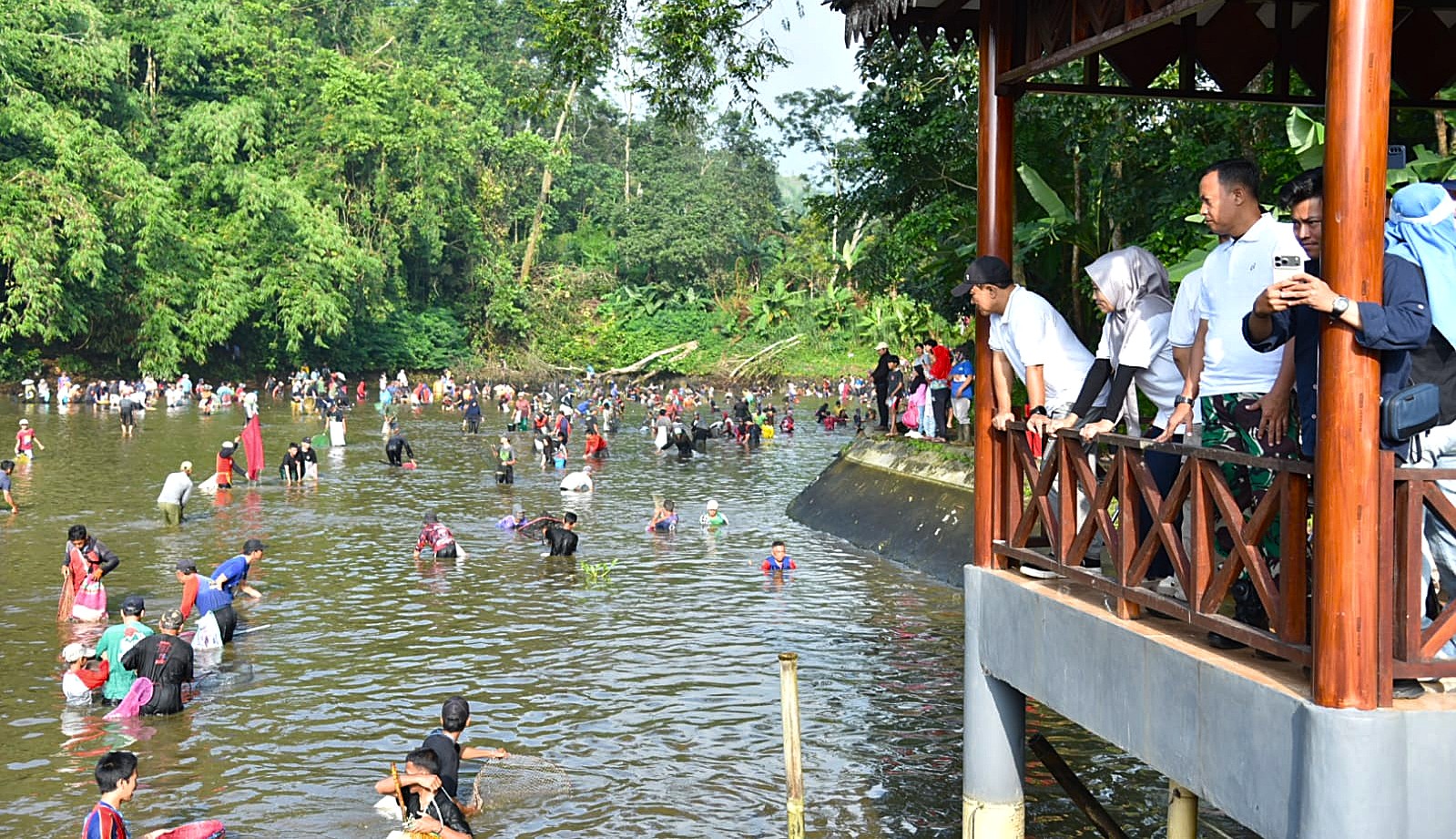 Pesta Rakyat Gobyag Lauk, Hakekat Pelestarian Alam Dalam Ruang Kebersamaan Sambut Hari Kemenangan