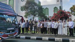 Sebanyak 445 Calhaj Kloter 8 Kabupaten Kuningan Diberangkatkan Dari KIC