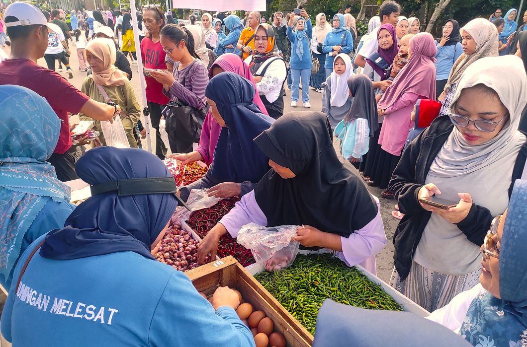 Sekarang Ada Bazar Sayur Dalam Acara Rutin CFD Dan Ke Depan Akan Ada Rumah Sayur Di Kabupaten Kuningan