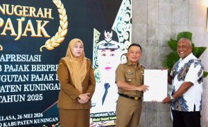 Inilah Deretan Wajib Pajak Berprestasi Dan Merima Penghargaan Dari Bappenda Kuningan