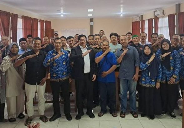 Para Penanggung Jawab Depot Air Minum di Kuningan Diberikan Pemahaman Pendukung Proses Perizinan dan Sertifikat Laik Higiene Sanitasi