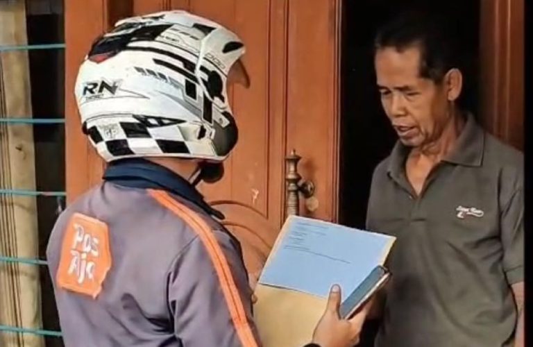 Tak Perlu Repot Sekarang Para Pensiunan Baru Langsung Mendapat COD KTP Dan KK Baru Dari Disdukcapil