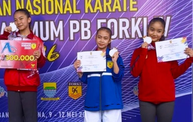 Wakili Jawa Barat Naflah Qothrunnada Humaira Bawa Pulang Medali Di Ajang Kejurnas Karate Piala Ketua Umum PB FORKI