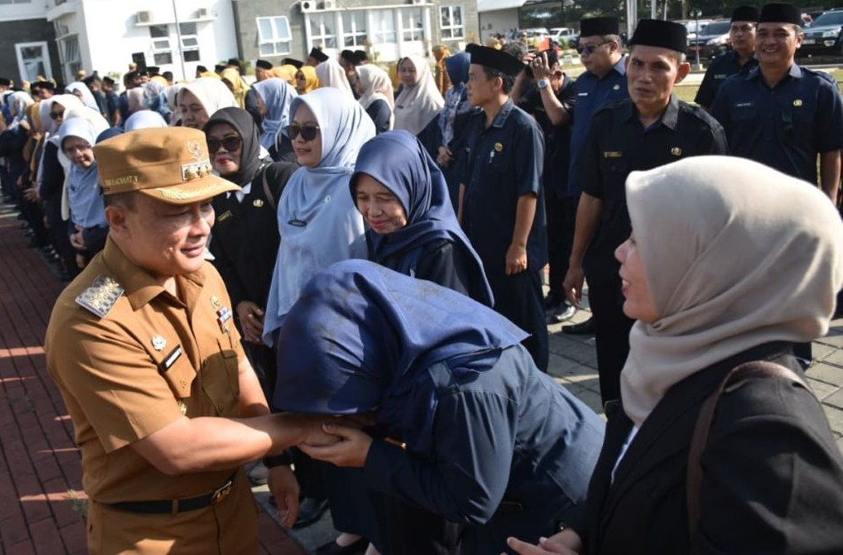 Bupati Kuningan Berikan Warning Untuk Para Guru Yang Baru Dilantik Menjadi Kepala Sekolah