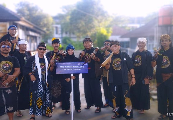 Hadir Wakili Kuningan Dalam Gelaran Galuh Ethnic Carnival 2026, Komunitas Bangkong Sajikan Tari Angklung Bangkong