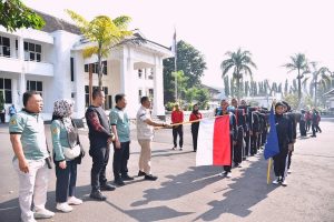 37 Calon Paskibraka Kabupaten Kuningan 2026 Dilepas Sekda