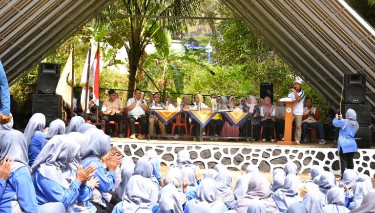 Buka Capacity Building Guru TK