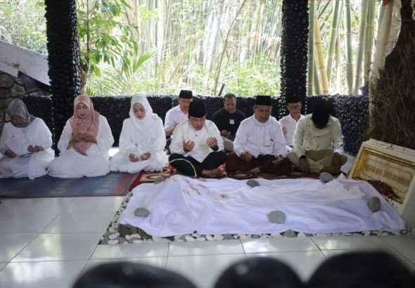 Napak Tilas Sejarah Kuningan ke-528
