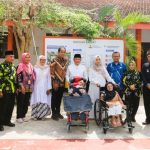 Salurkan Bantuan Kemensos Rp383 Juta untuk 160 Warga Rentan di Kuningan, Bupati Dian Tegaskan Bukti Pemerintah Hadir