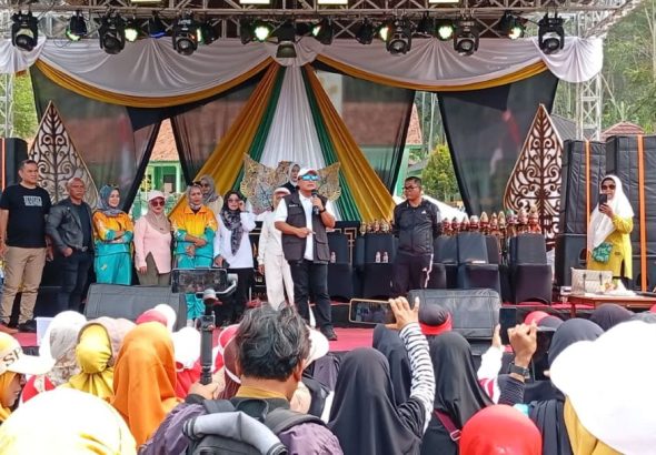Jemput Bola Pelayanan hingga ke Desa